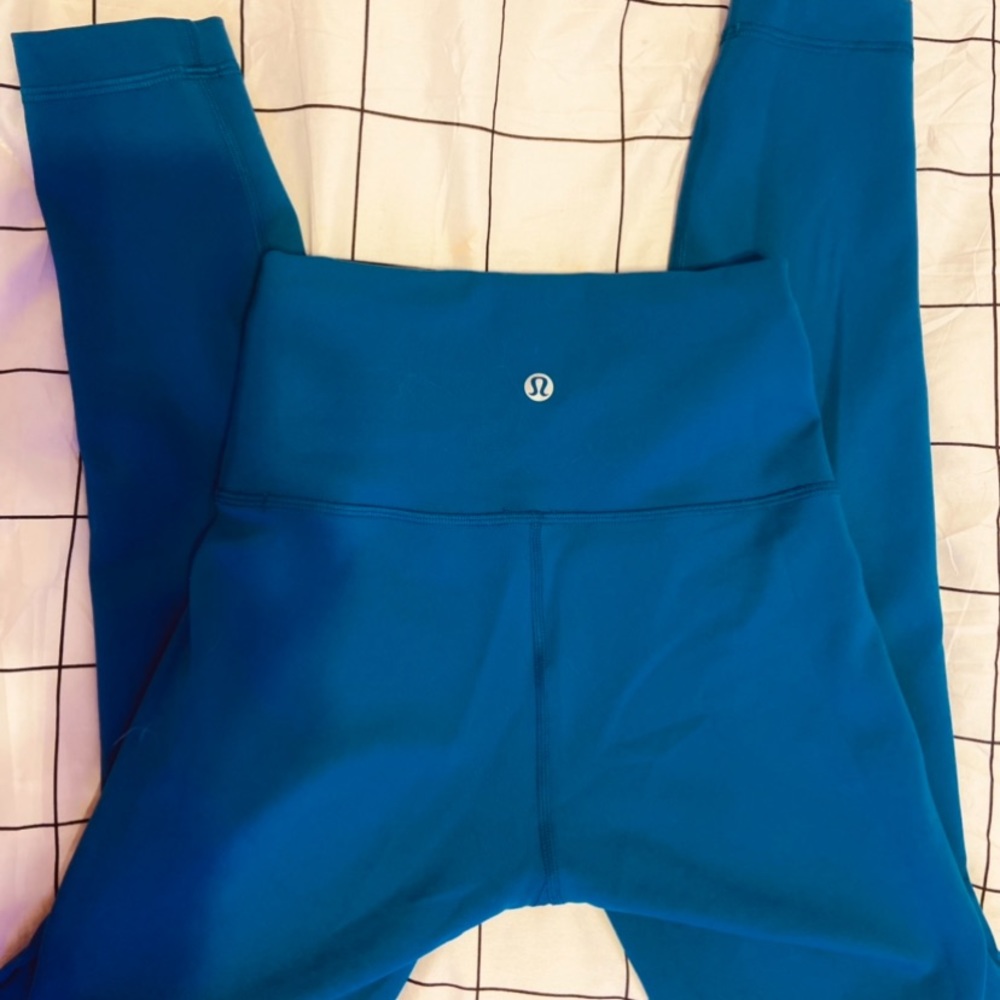 •lululemon wunder train tight•